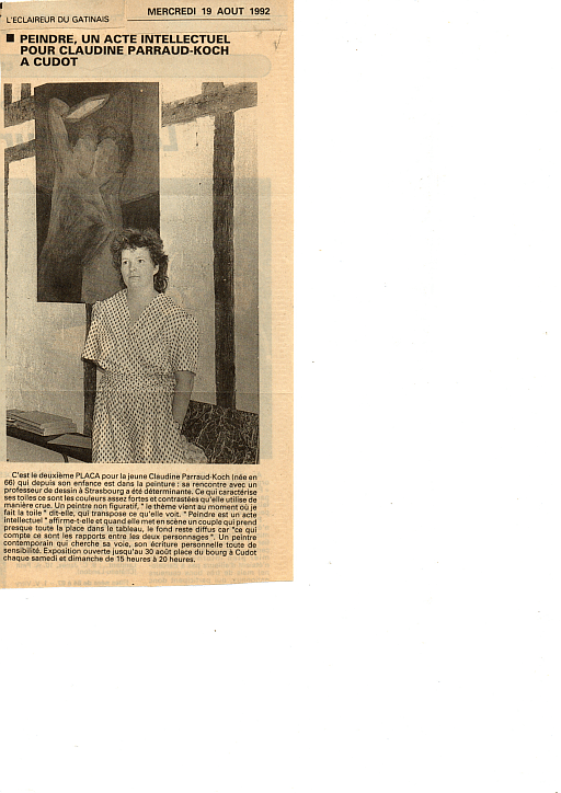 Article de journal présentant Claudine Parraud-Koch à une exposition d'art, avec un tableau en arrière-plan.